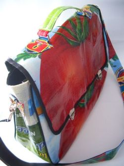 Collegetasche - Reistaschen Unikate recycelter Kunststoff